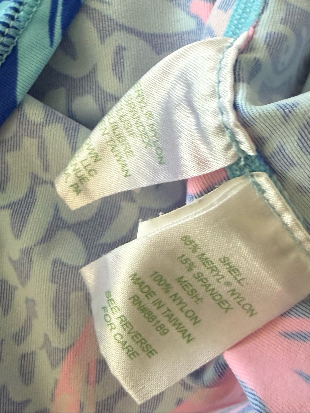 LILLY PULITZER Luxletic Marion Pullover in Borealis Blue Tropic XS - Picture 10 of 10